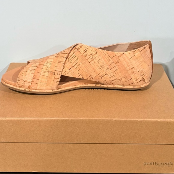 gentle souls Shoes - Gentle Souls Women's Laniey Slip-On Sandals | color: natural cork | size: 7.5